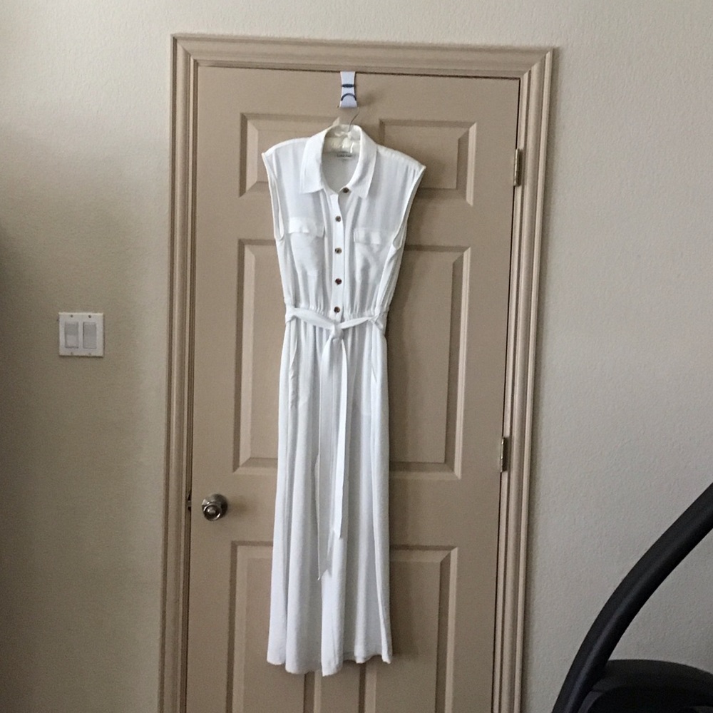 Calvin Klein White Sleeveless Button-Front Jumpsuit with Tie Waist